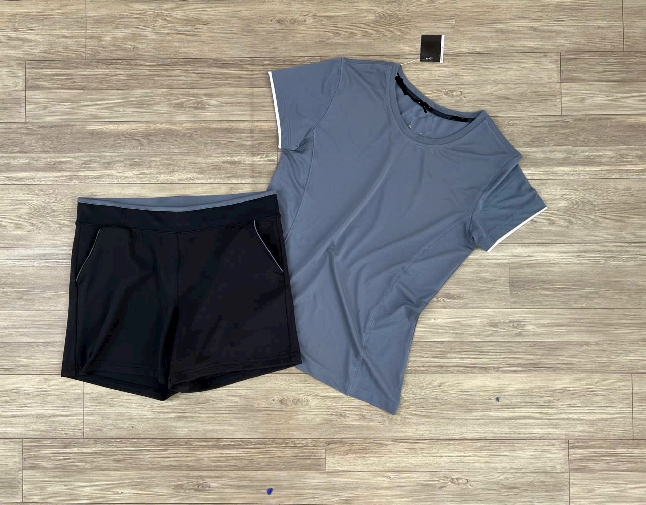Quần Short Áo Thun Thể Thao Nữ Chơi Tennis Cầu Lông Chạy Bộ