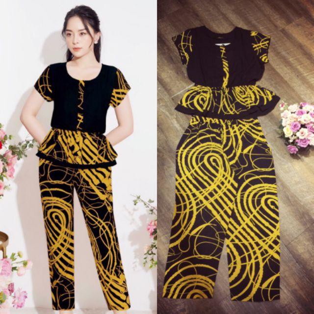 Set nguyên bộ quần lửng áo peplum phối họa tiết xinh