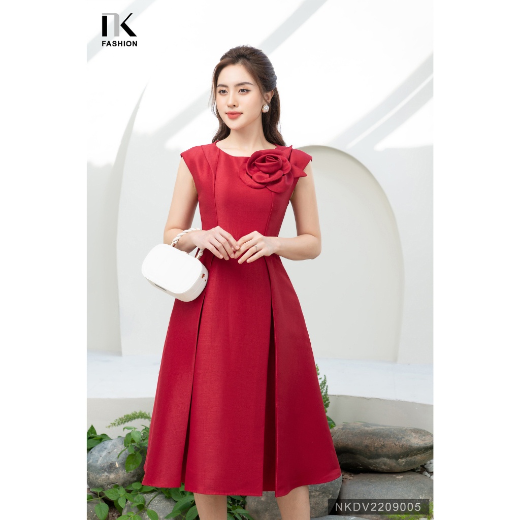 Đầm Dự Tiệc Dáng Xòe Đính Hoa Ngực Tinh Tế NK Fashion Chất Vải Dày Dặn Đứng Form Chuẩn Thanh Lịch NKDV2209005