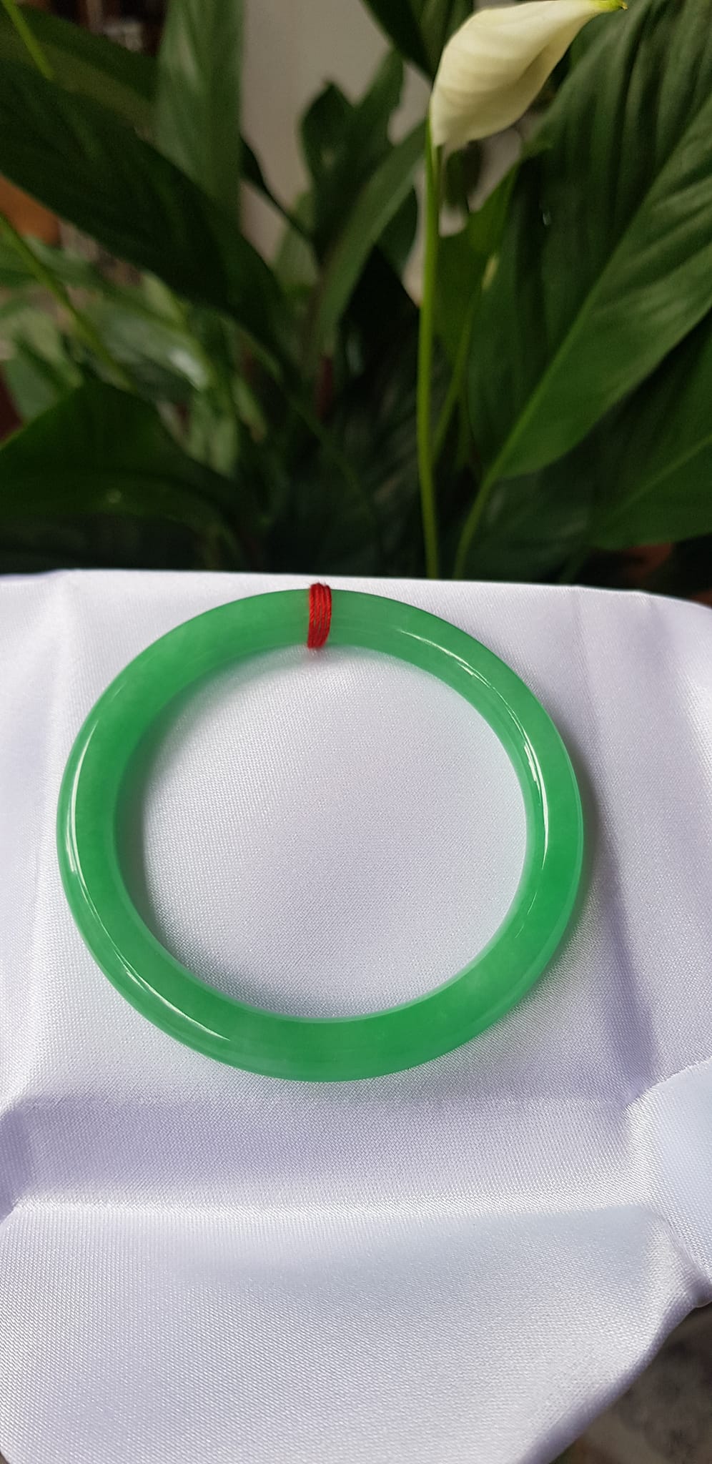 Vòng cẩm thạch Mới Lý T 54mm x 7,2mm Vòng màu xanh nhẹ nhàng bóng đẹp nữ mệnh Mộc mệnh Hỏa mệnh Thủy ạ Nữ 53kg - 60kg đeo đẹp