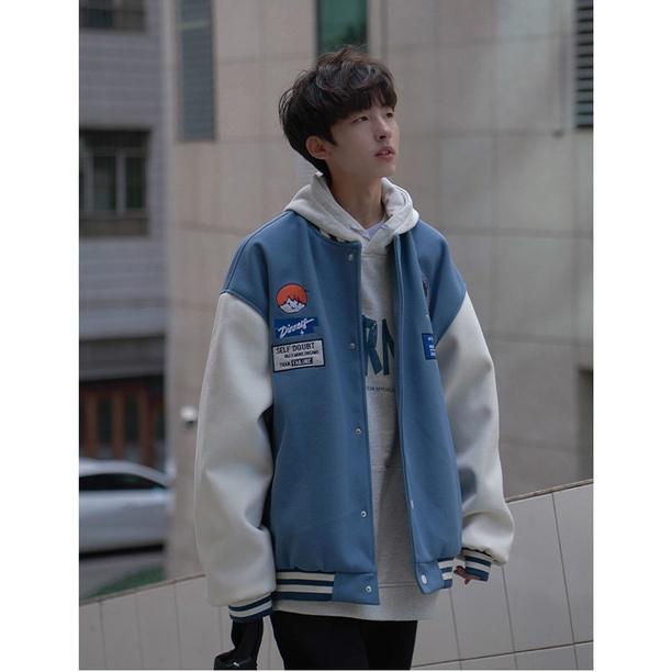 Áo Bomber Fom Nam Nữ Nỉ Phối Tay Họa Tiết Hoạt Hình Cậu Bé 3 Màu Siêu Hot - Dáng Rộng Fom Thụng Hot Trend 2021, Áo khoác cargigan Nỉ, Áo bomber Cardigan cài nút Cotton cao cấp trần bông dày mịn form Unisex nam nữ 45-65kg