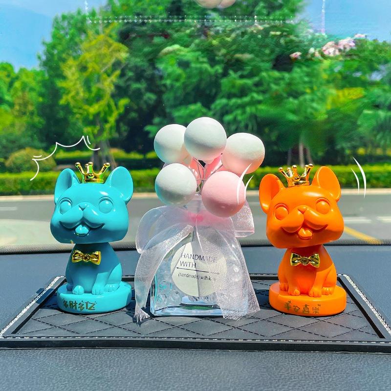 Đồ Trang Trí Xe Hơi Hình Chú Chó Dễ Thương Sáng Tạo