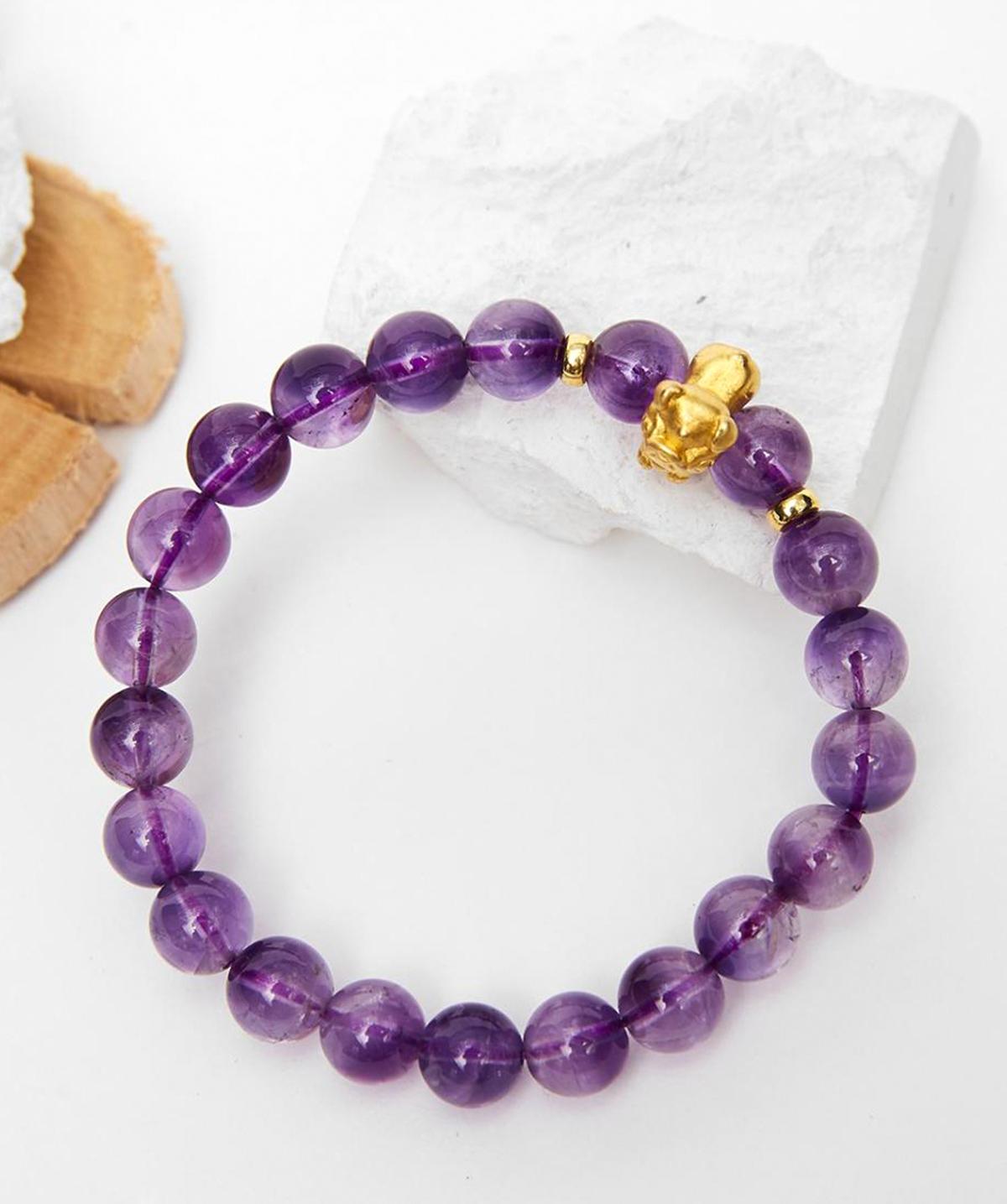 Vòng tay đá thạch anh tím charm tuổi hợi bạc mạ vàng 24K 8mm mệnh hỏa, thổ - Ngọc Quý Gemstones