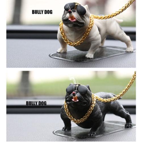 Tượng chó Pitbull đeo kính xã hội đen trang trí taplo ô tô, để bàn làm việc