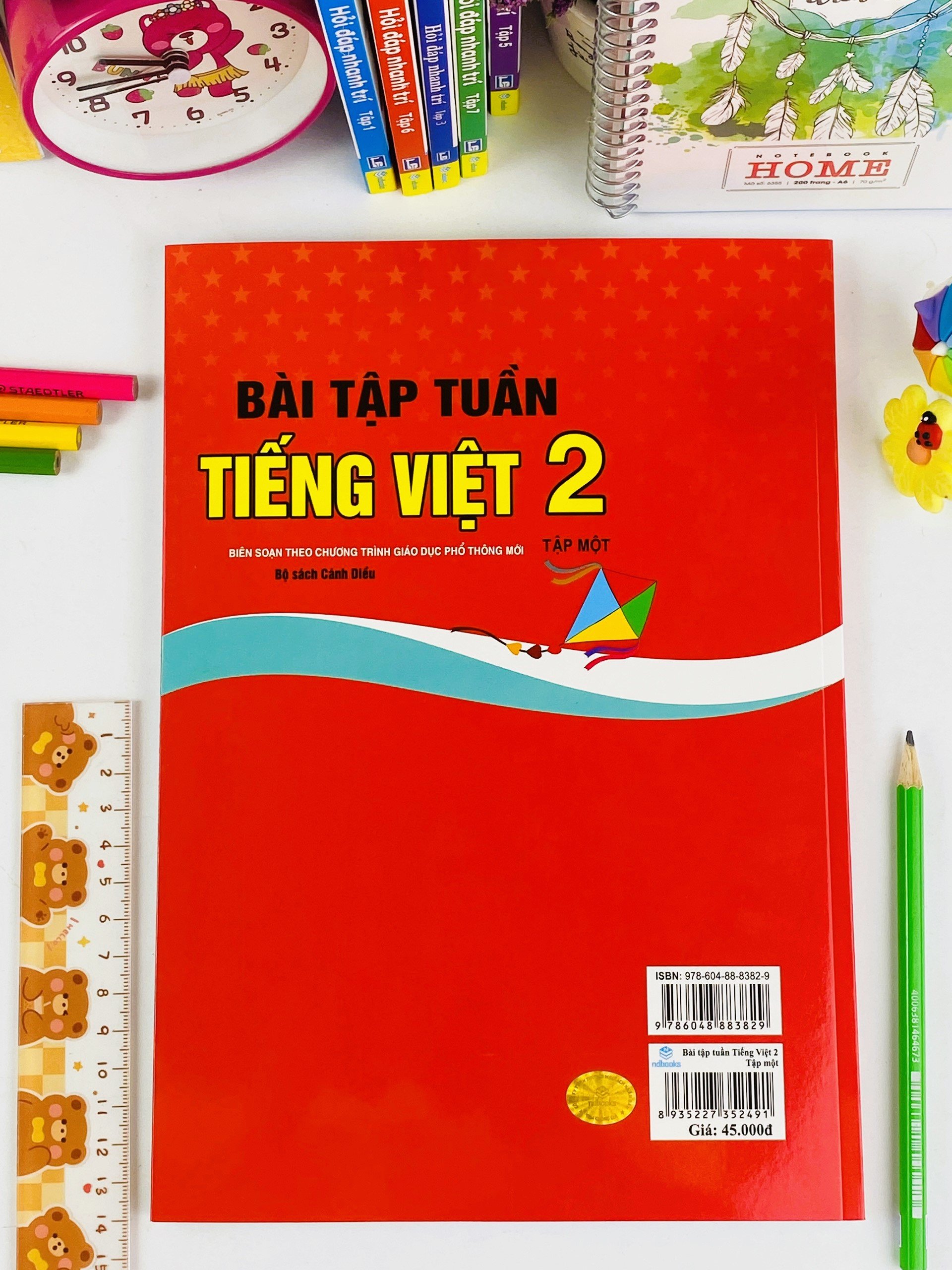 Sách - Bài Tập Tuần Tiếng Việt Lớp 2 - Biên Soạn Theo Chương Trình GDPT Mới - Cánh Diều - ndbooks