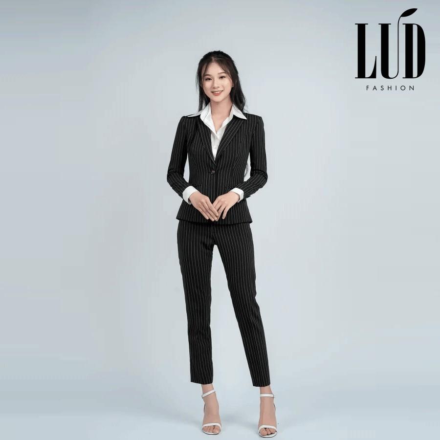 Vest nữ công sở đen sọc trắng LUD Fashion