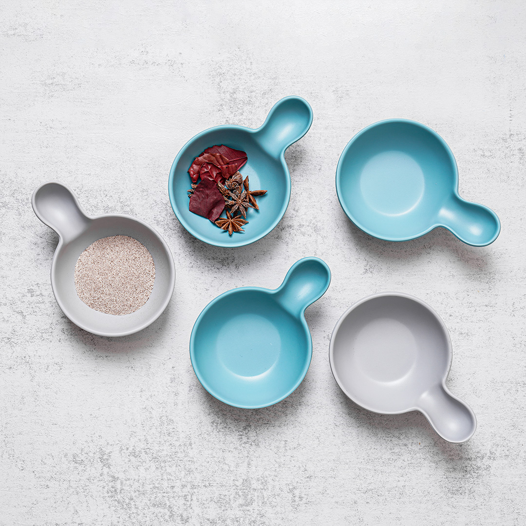 Dĩa chấm hình tròn có tay cầm bằng melamine cao cấp - 2 màu