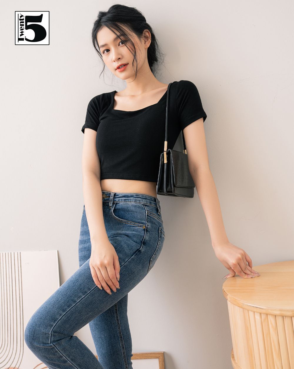 Quần bò jeans nữ ống loe, gấu cắt, màu xanh, đen TWENTYFIVE 4152