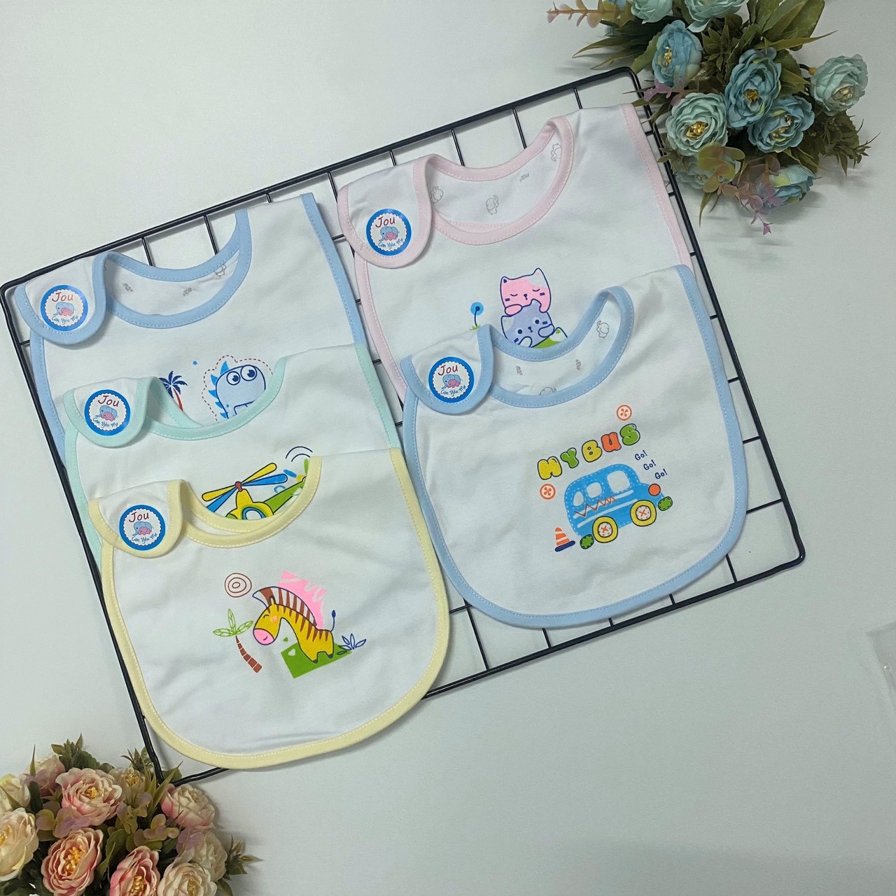 Túi 3 Cái Yếm Sơ Sinh 2 Lớp Cotton JOU - TomTombaby - Miếng dán mềm, chất vải cotton thấm hút tốt - 1 Size 0-12 Tháng
