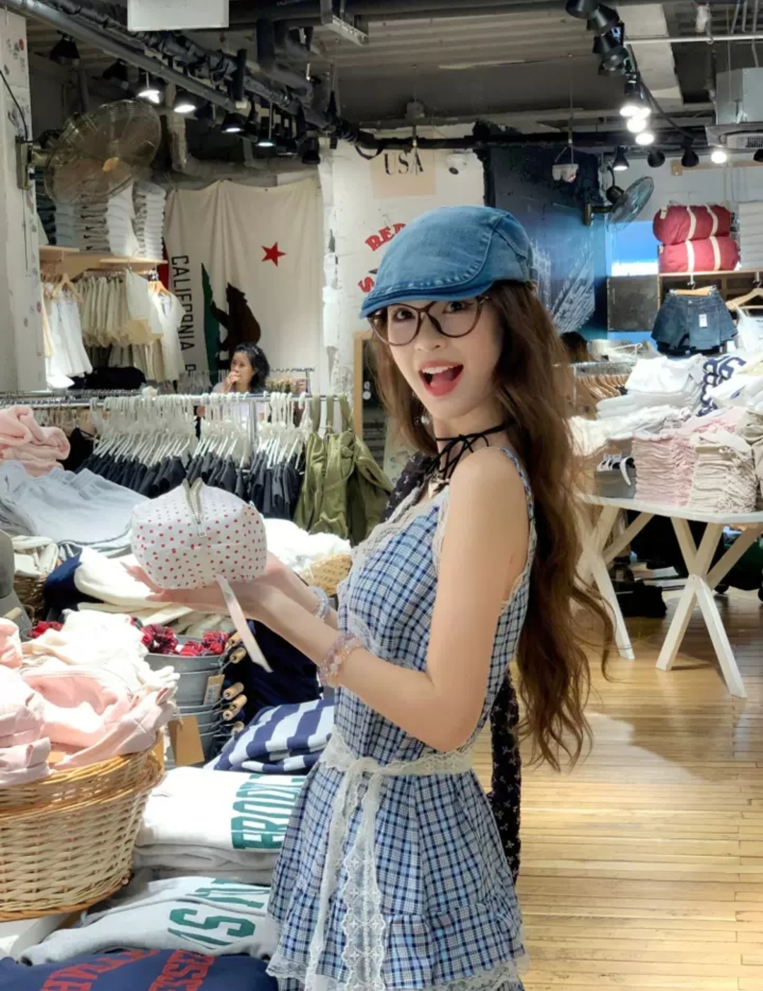 Nón beret mũ bê rê mỏ vịt dành cho nam nữ, chất liệu jean thời trang Hàn Quốc. #nonbere #muberet #mũ_bê_rê #nón_bere #mu #non #thoitrang #maumoi #xh #xuhuong #dulich #dangoai #dibien #nondep #trend #nonmovit #munoi #berenam #berenu #vazano