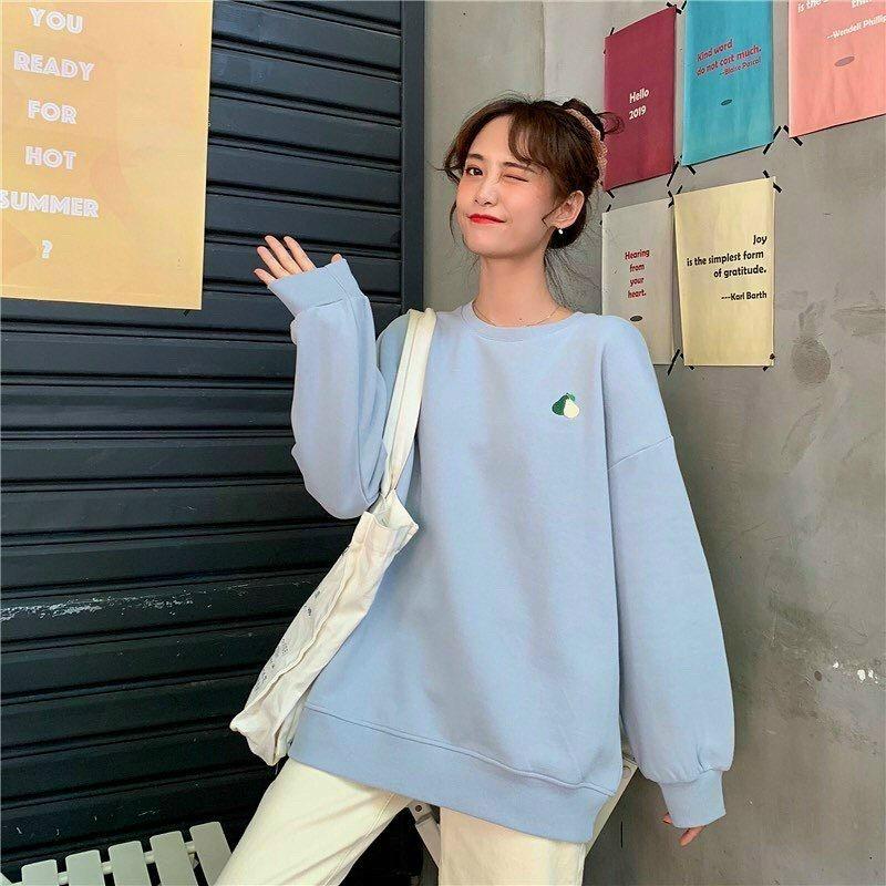 Áo sweater tay dài nữ thêu trái cây dể thương năng động chất thun pe mềm mịn form chuẩn,ÁO SWEATER THÊU TRÁI CÂY DỄ THƯƠNG ,CHẤT THUN PE MỀM ,MỊN,ẤM FORM DƯỚI 68KG