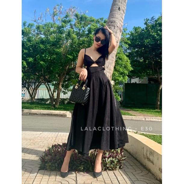 Váy xoè 2 dây khoét eo tam giác dáng dài LalaClothing