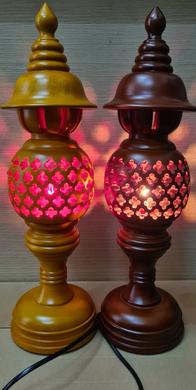 Bộ Đôi Đèn Thờ Gỗ Hương Nguyên Khối Phong Thủy Cao Cấp Size 45cm Trang Trí Phòng Thờ Nhà Bạn