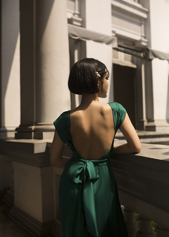Váy Lụa Đan Dây Xanh Emerald Emwear