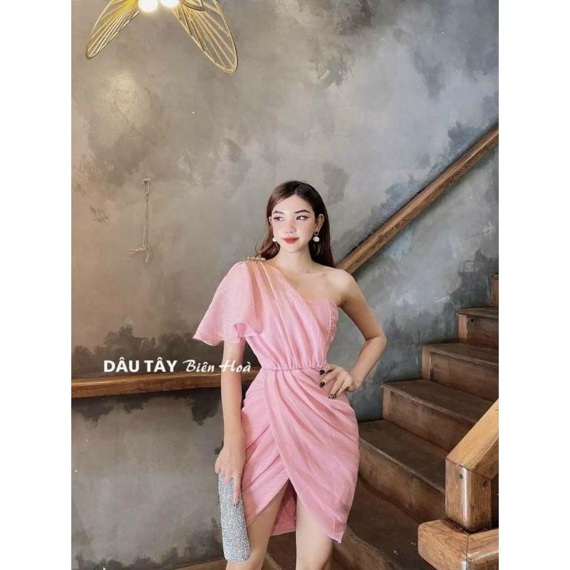 Đầm lệch vai thiết kế sexy