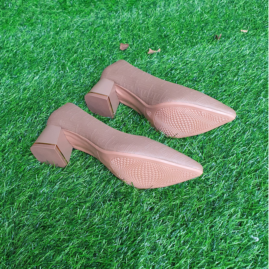 Giày cao gót mũi nhọn Trường Hải gót vuông 5cm CG126