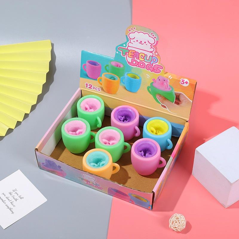 CON CHÓ PUG TRỐN TRONG TÁCH TRÀ Squishy Mochi mềm mịn dễ thương chân thực giảm stress co dãn đàn hồi ngộ nghĩnh