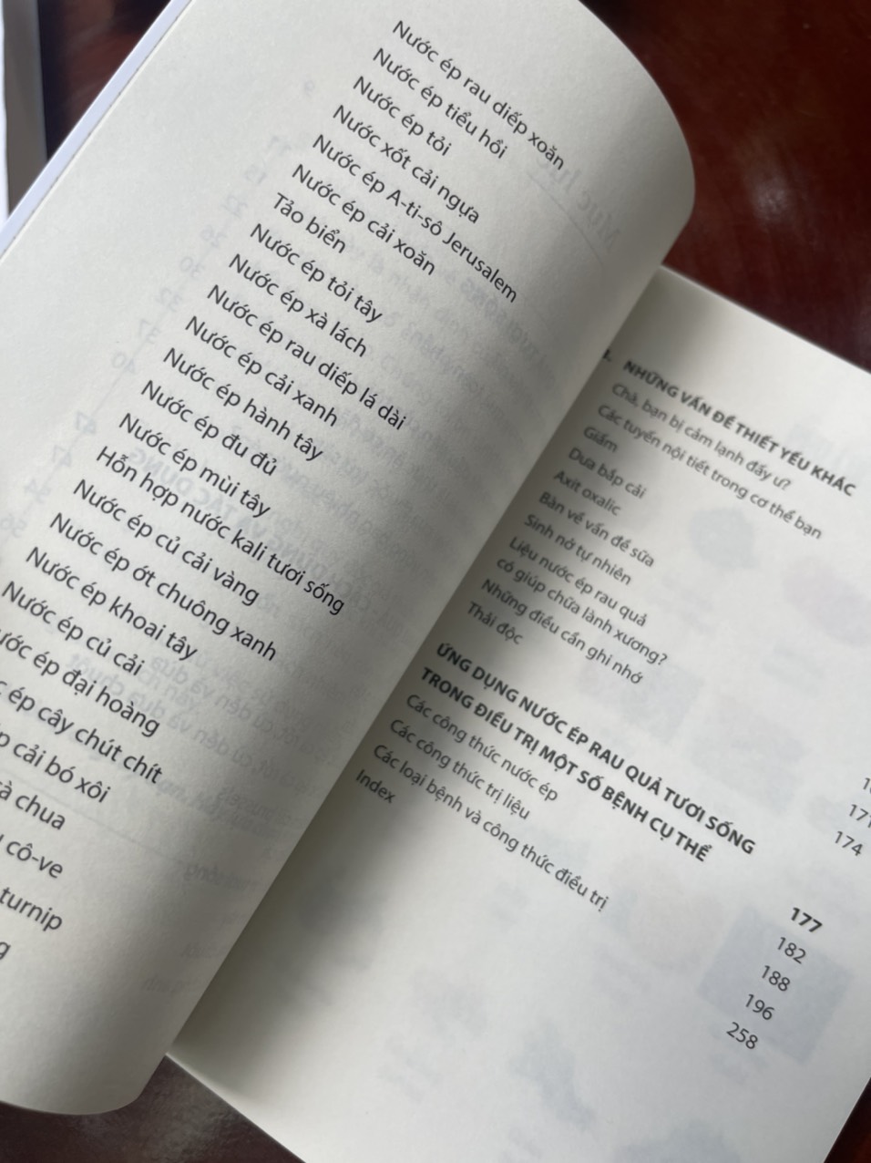 ĂN XANH ĐỂ KHOẺ - Norman W. Walker – Hoàng Lan dịch – Thái Hà books – NXB Lao Động