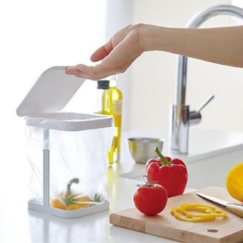 Thùng Rác Nắp Lật Để Bàn Màu Trắng Đen