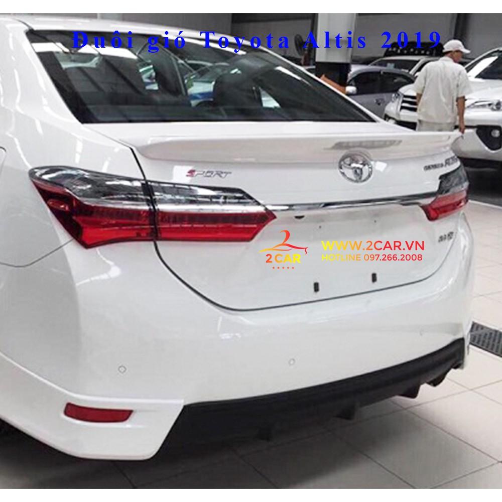 Đuôi gió liền cốp xe Toyota Altis 2014 - 2021 hàng mộc chưa sơn