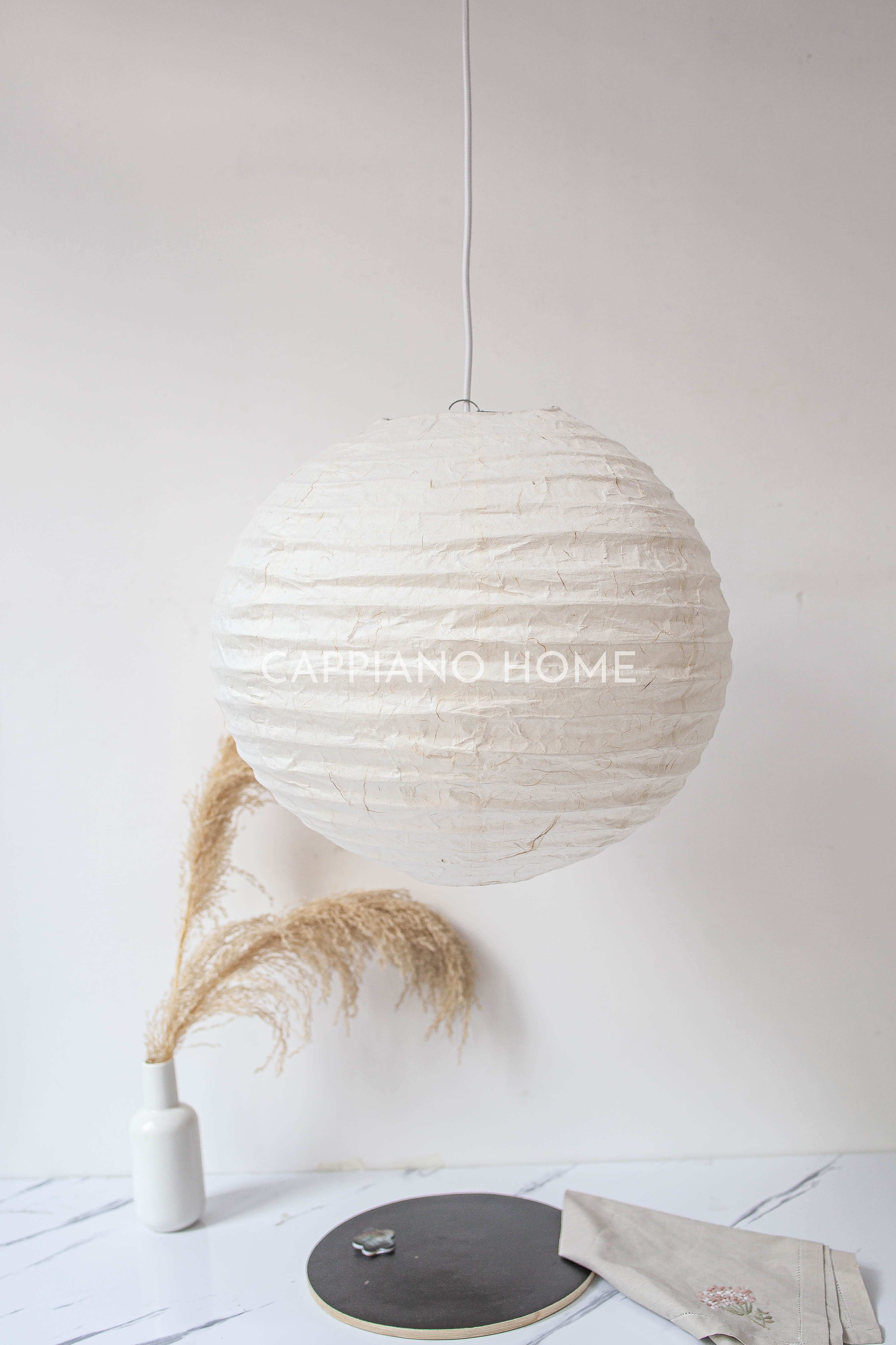 Đèn giấy dó tròn gấp gọn trắng thủ công Cappiano Home