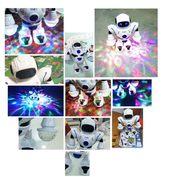 Robot nhảy múa phát nhạc flash