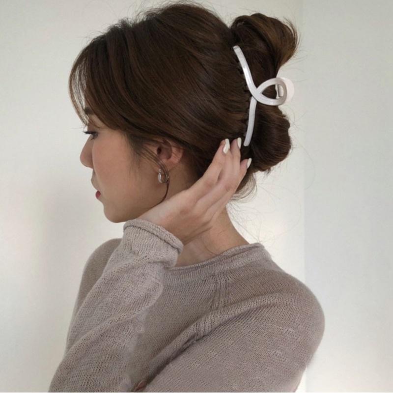 Kẹp càng cua size bự, kẹp hàm cá mập phong cách hàn quốc