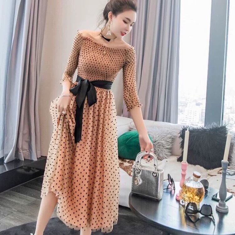 Đầm xòe dự tiếc chấm bi lệt vai NT4461