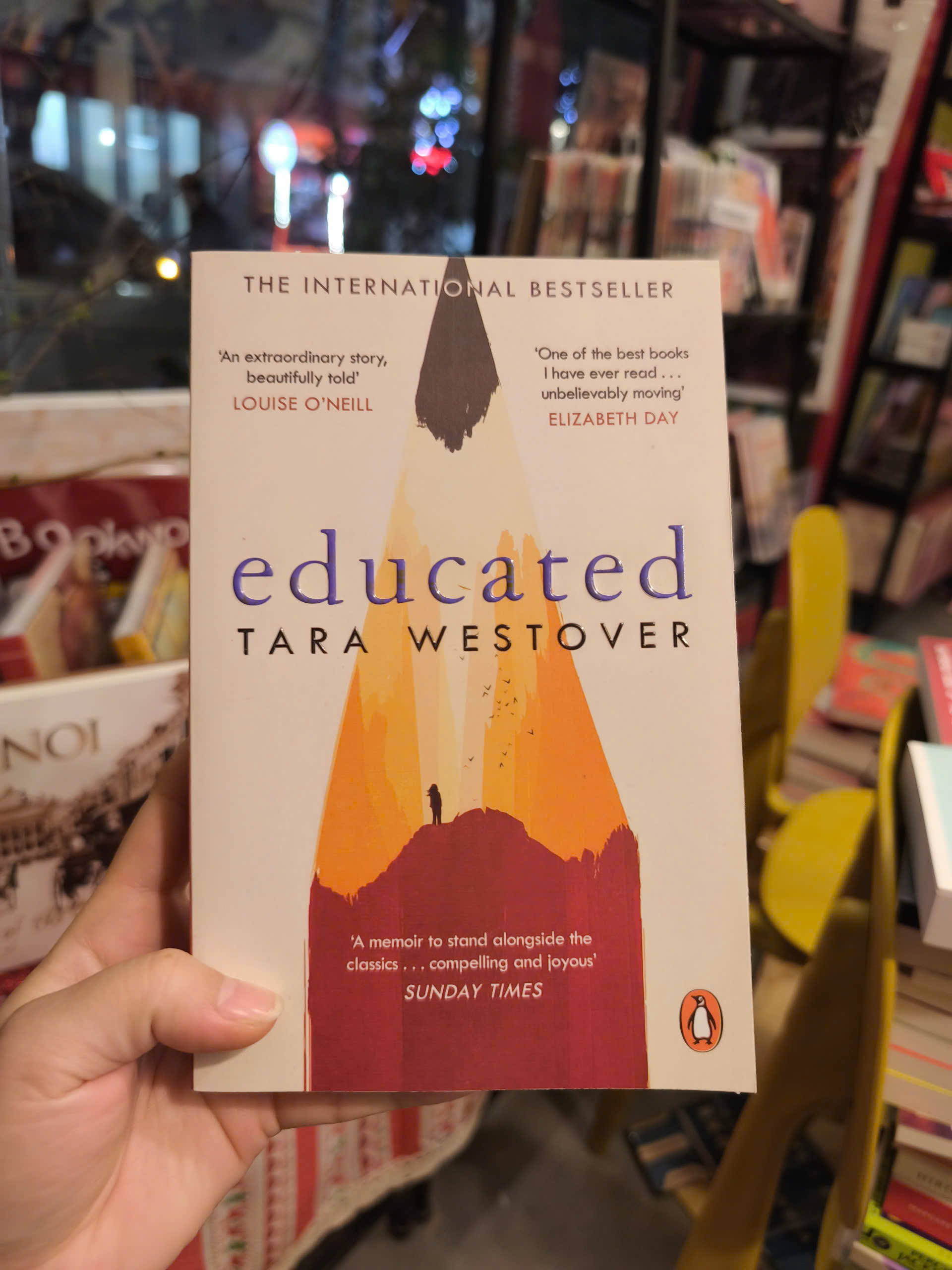 Sách - Educated by Tara Westover - The international bestselling memoir