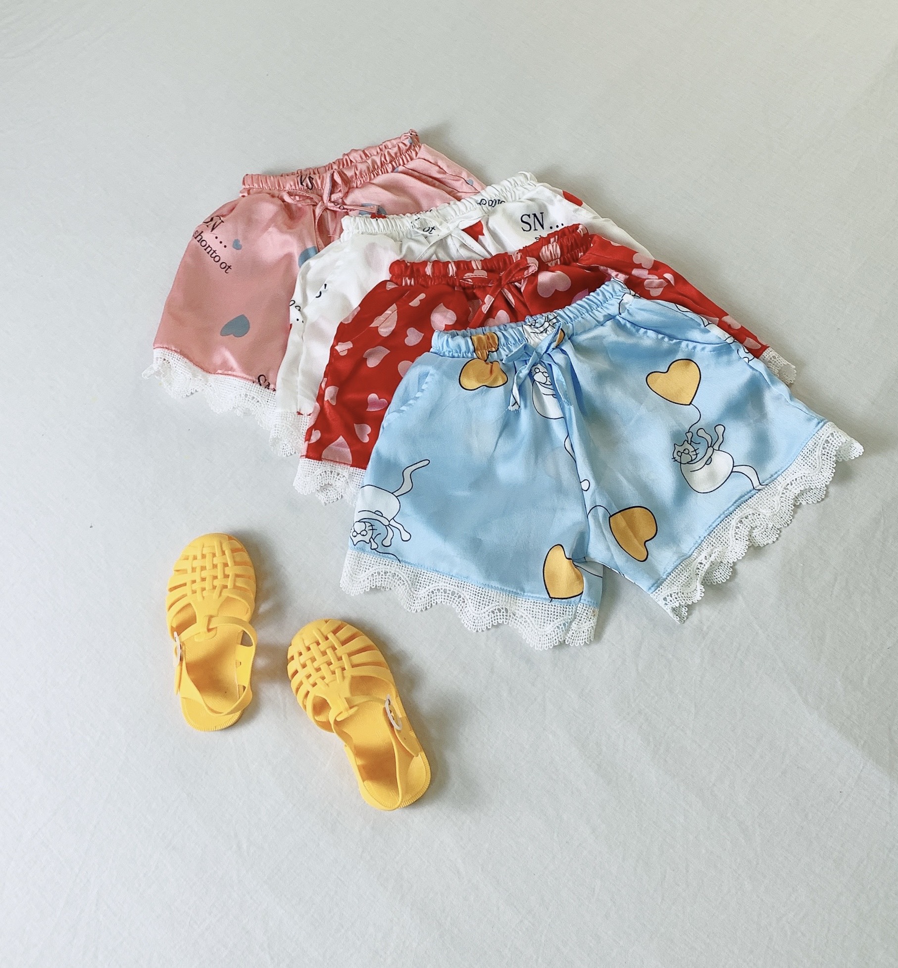 Set Bộ Quần Áo Bé Gái Lụa Satin Tay Ngắn Siêu Xinh Pijama Bộ Mặc Nhà [BN22] Babi mama