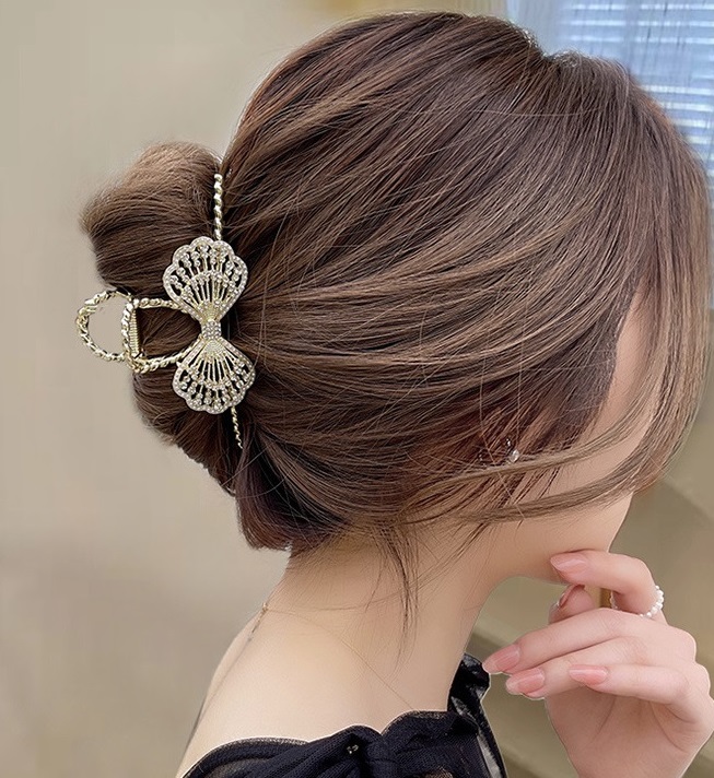 Kẹp tóc kim loại dạng dài nơ đính đá sang trọng