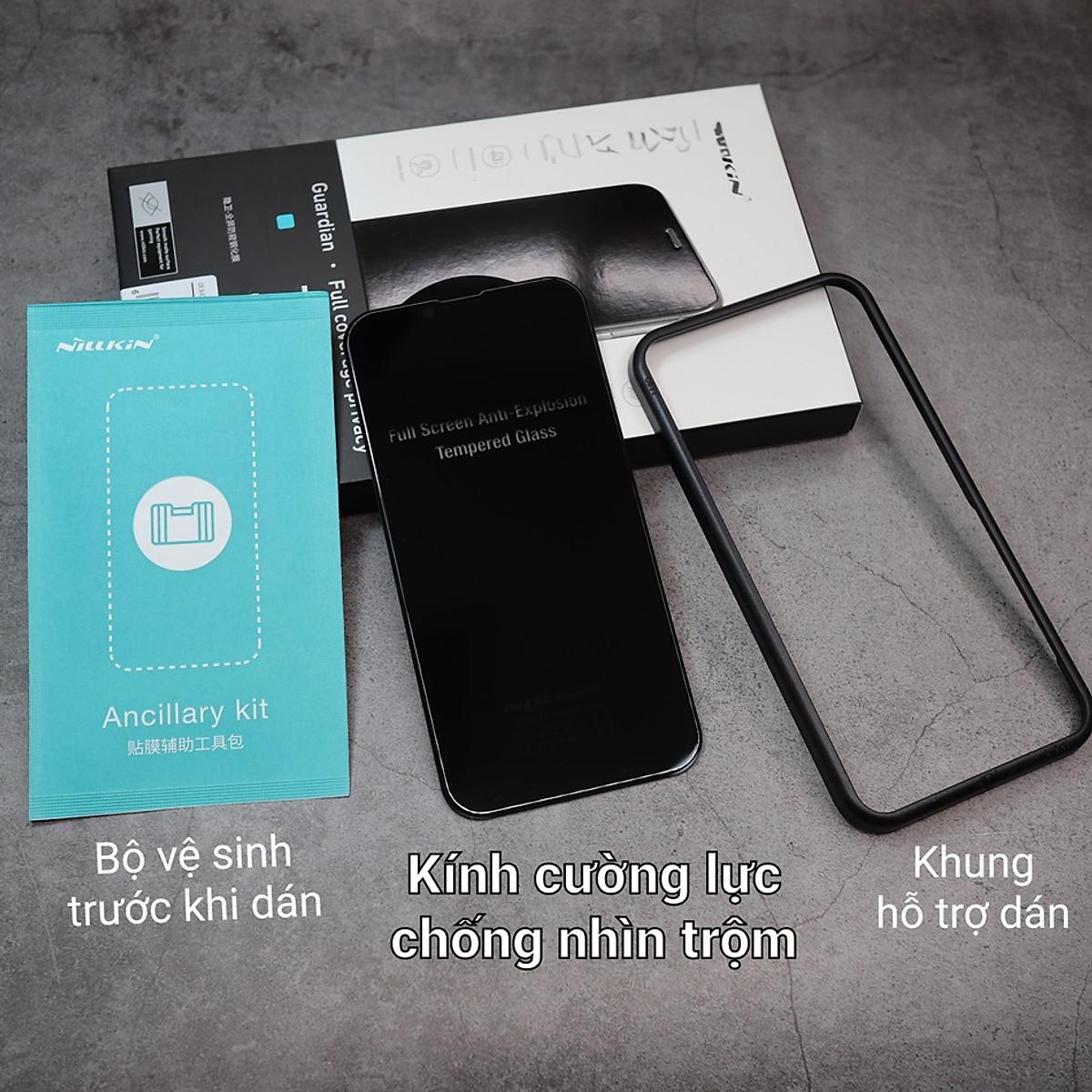 Dán kính cường lực chống nhìn trộm màn hình cho iPhone 15 / 15 Plus / 15 Pro / 15 Pro Max hiệu Nillkin Guardiant - Vát cạnh 2.5D, Phủ nano hạn chế vân tay, màng loa chống bụi - Hàng nhập khẩu
