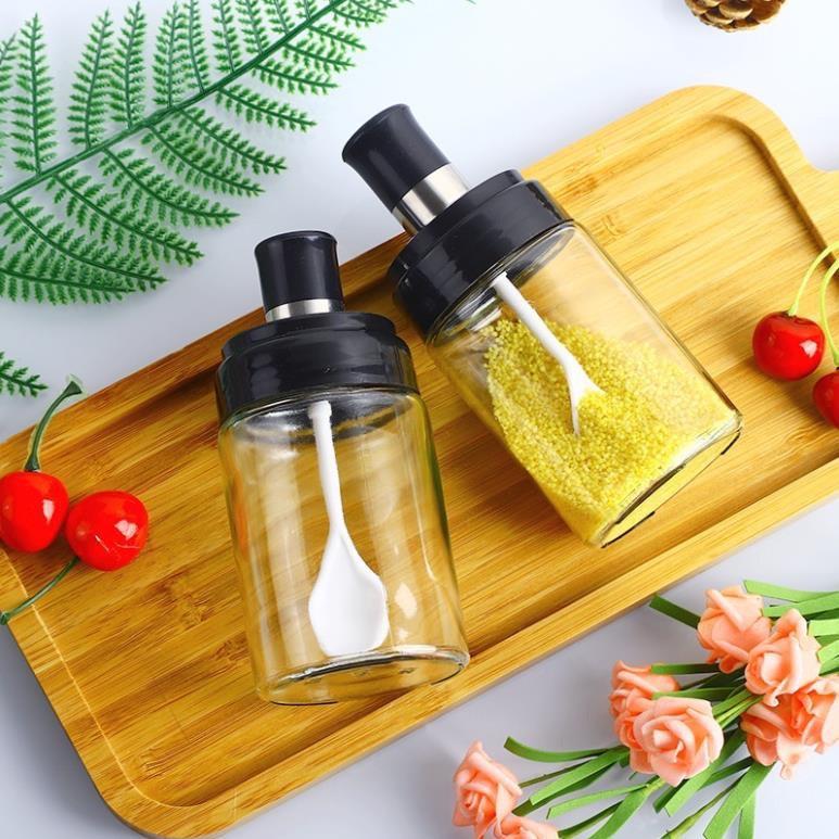 Hũ Đựng Gia Vị Bằng Thủy Tinh Kèm Muỗng Tiện Lợi