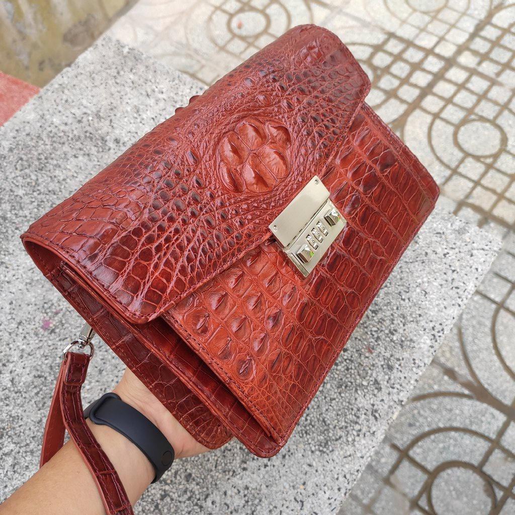 Clutch nam cầm tay da cá sấu