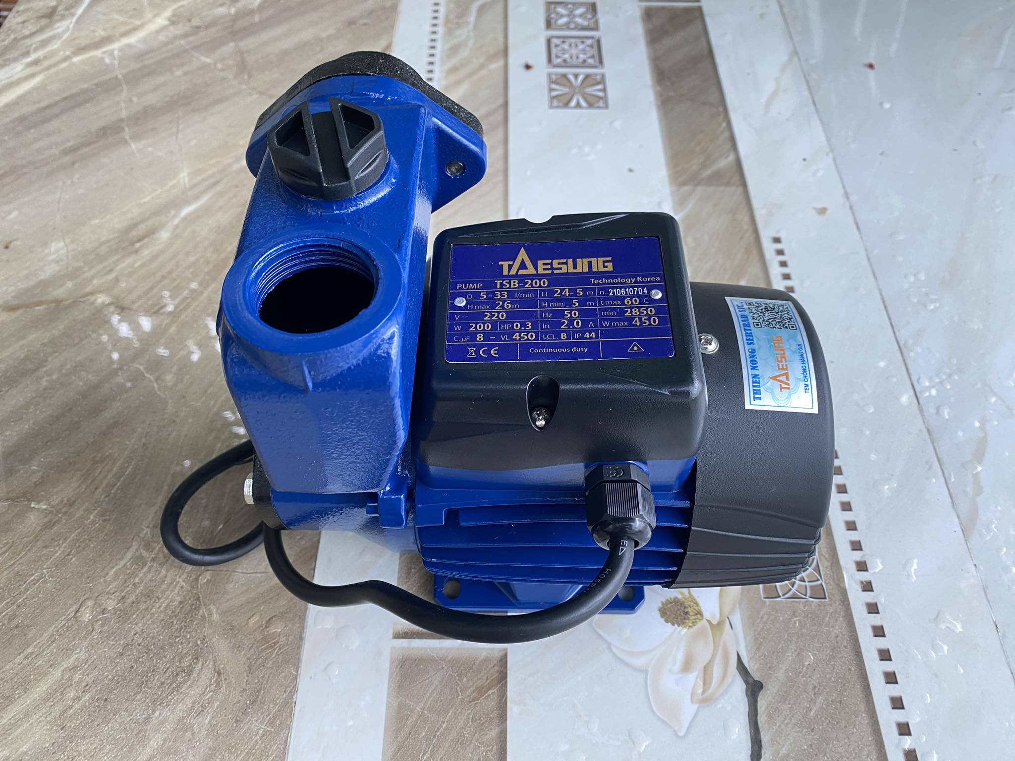 Máy bơm nước cơ 200w siêu êm, bơm trợ lực hút nước thủy cục đẩy lên bể chứa, bơm cấp thoát nước, tưới tiêu, vệ sinh nhà vườn,....