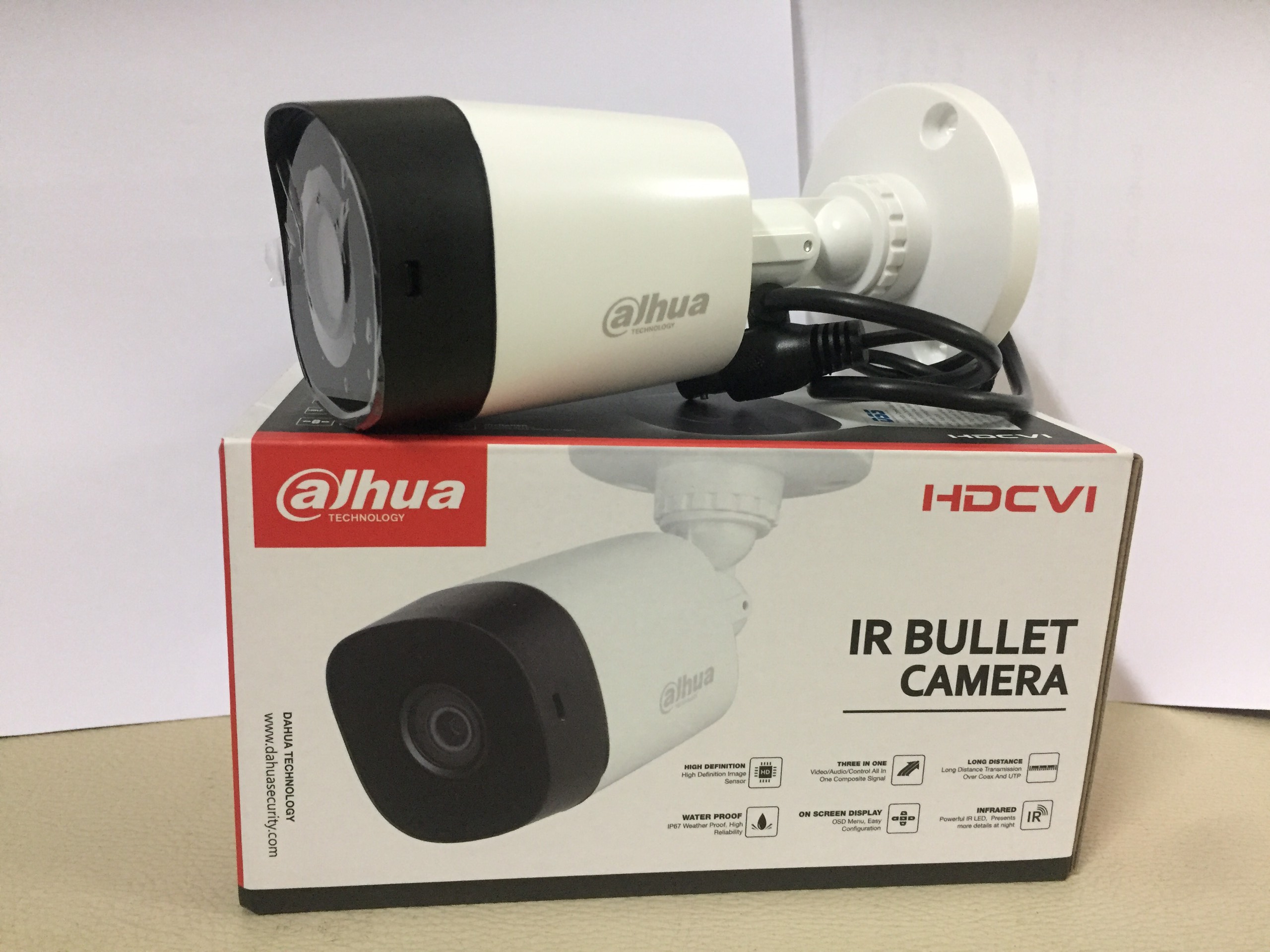Camera Dahua 2 Mp DH HAC B1A21P 1080P - Thân Trụ Ngoài Trời - Hàng chính hãng