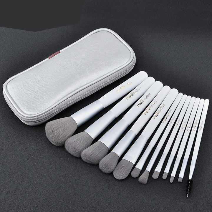 Bộ cọ trang điểm MSQ 12 cây với túi đựng MSQ 12pcs Charcoal Fibre Brushes Set