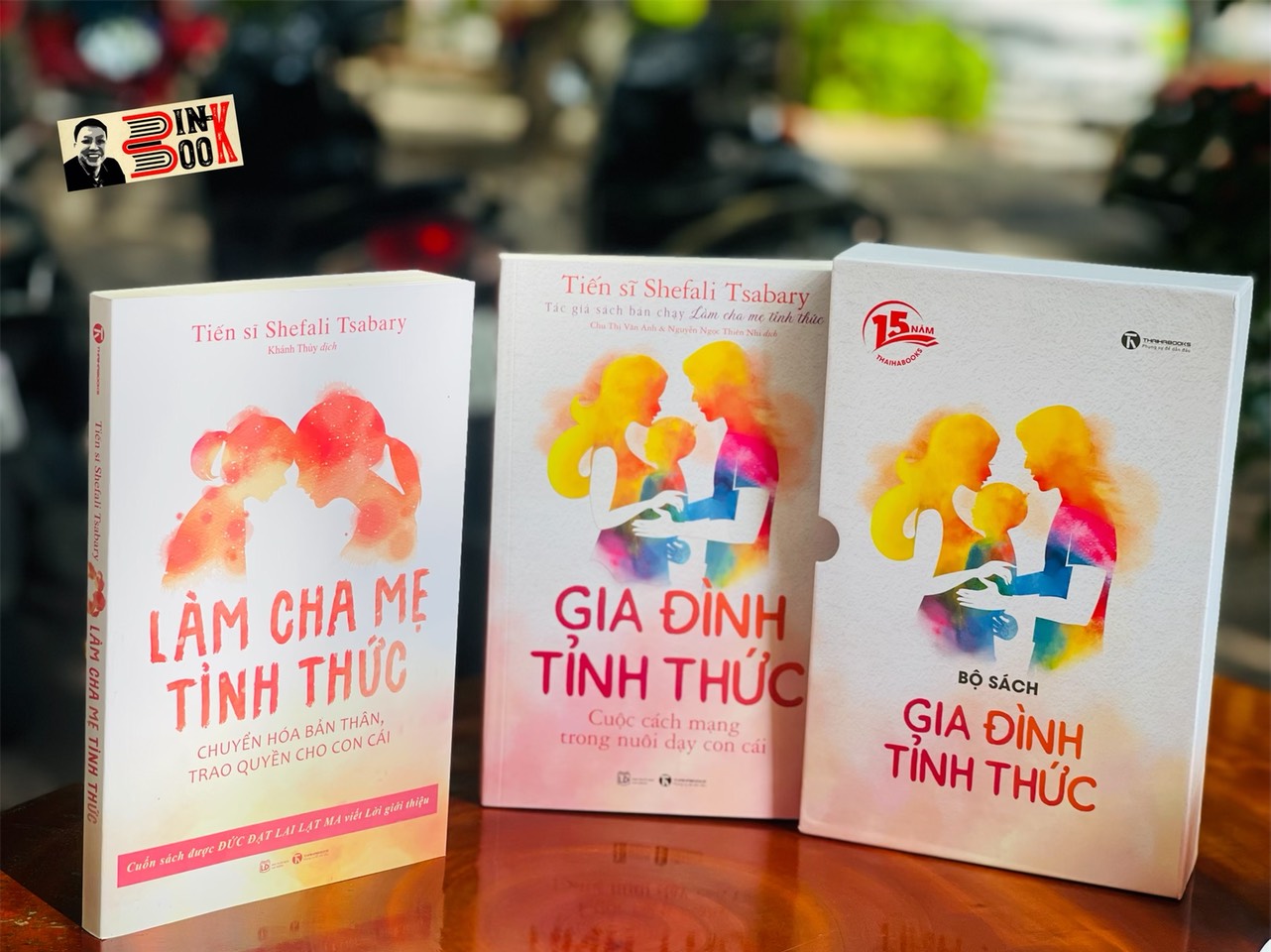 [15 năm Thaihabooks] Boxset 2 tập – GIA ĐÌNH TỈNH THỨC – LÀM CHA MẸ TỈNH THỨC – Shefali Tsabary