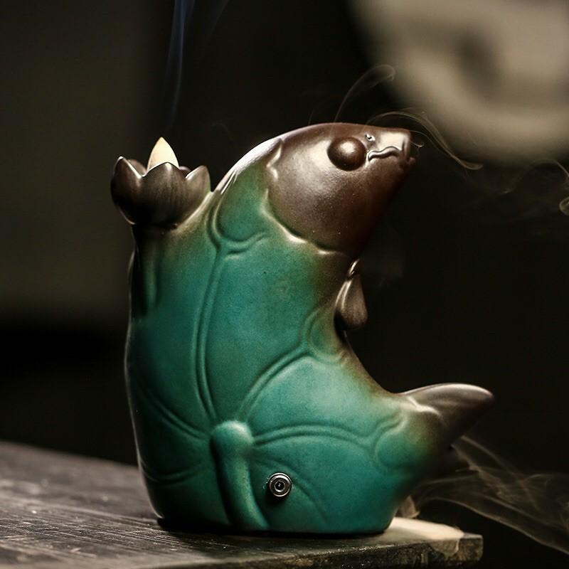Thác khói trầm hương cá chép hoa sen có đèn led