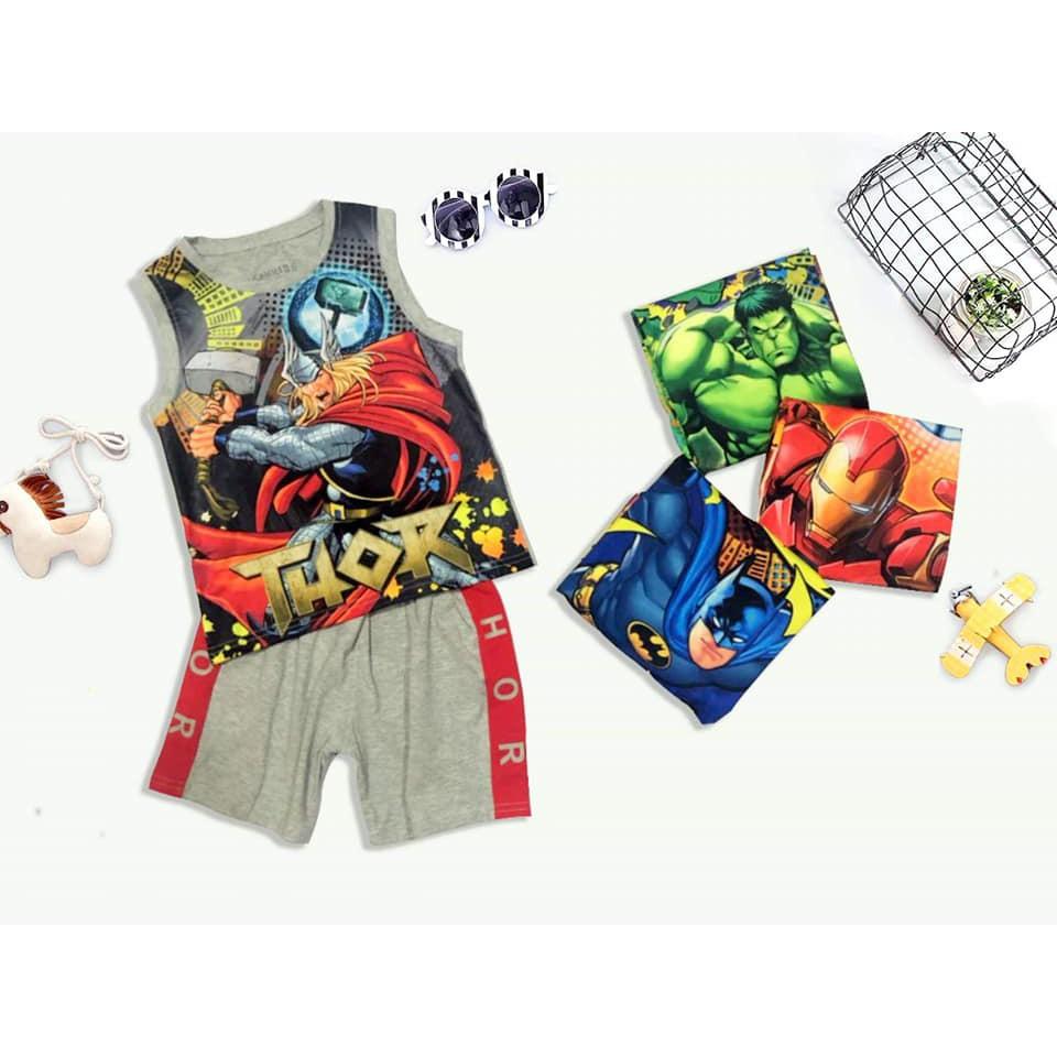 Bộ quần áo siêu nhân sát nách