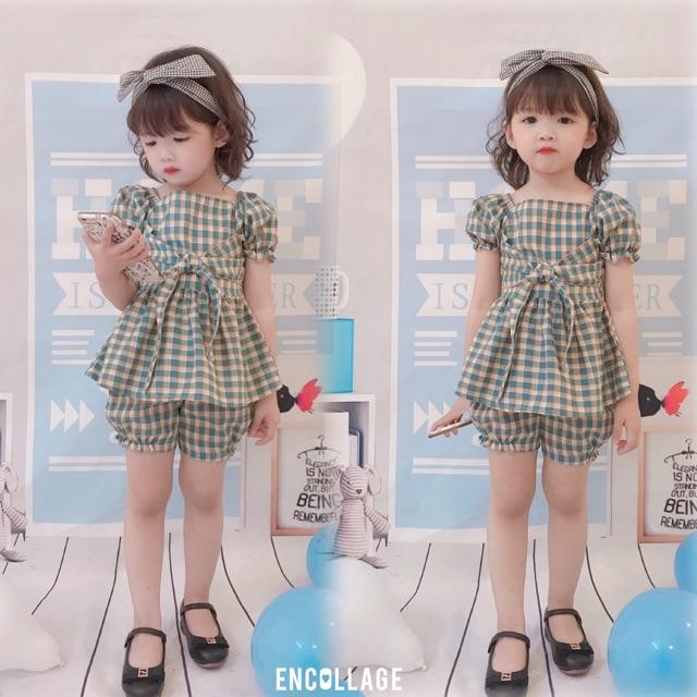 Bộ kẻ sọc nơ cho bé gái Bo043