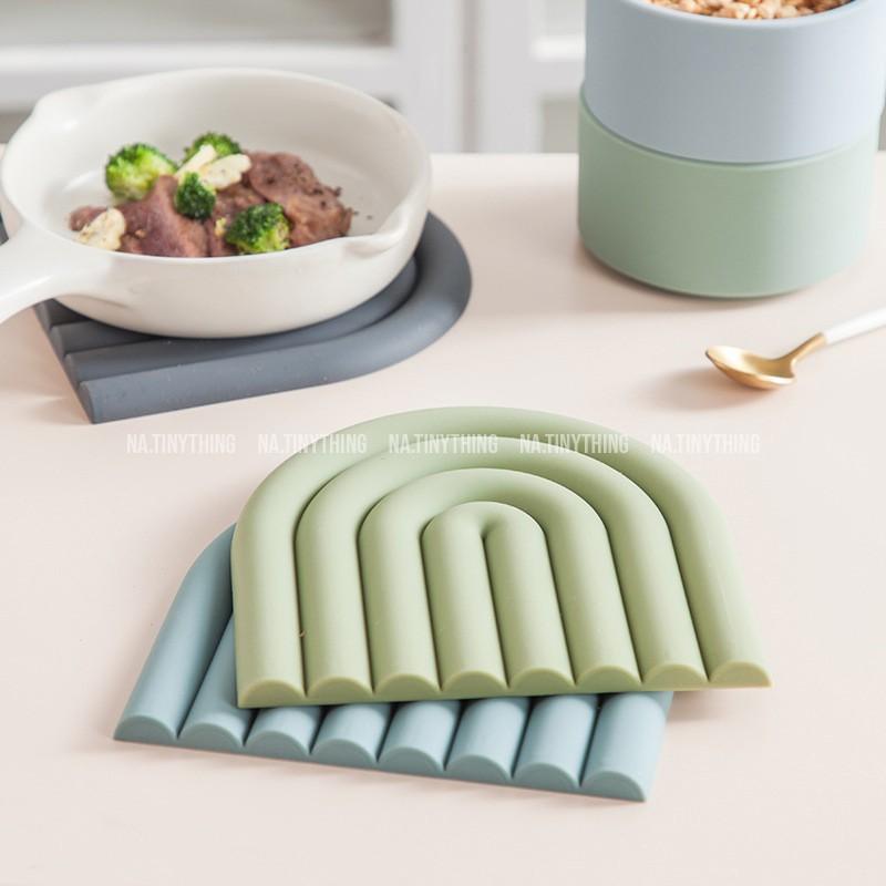 Tấm lót nồi, đế lót ly, miếng lót bàn ăn bằng Silicon cao cấp chống trơn cách nhiệt phong cách Hàn Quốc NA0052