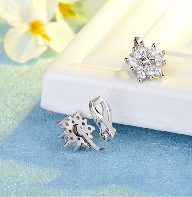 Bông tai kẹp hoa tuyết nạm đá zircon BHBT350