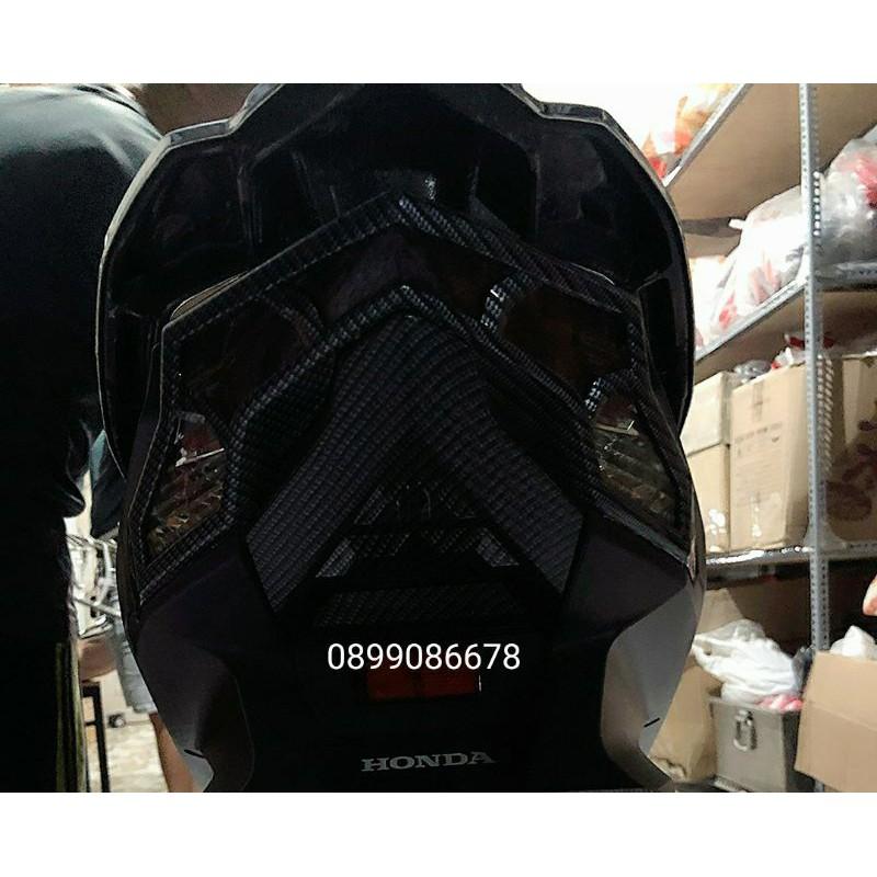 Ốp Carbon Tam giác đuôi đèn Dành Cho Honda Air Blade AB 2016, 2017, 2018 2019 Cacbon - Phụ kiện Honda Air Blade