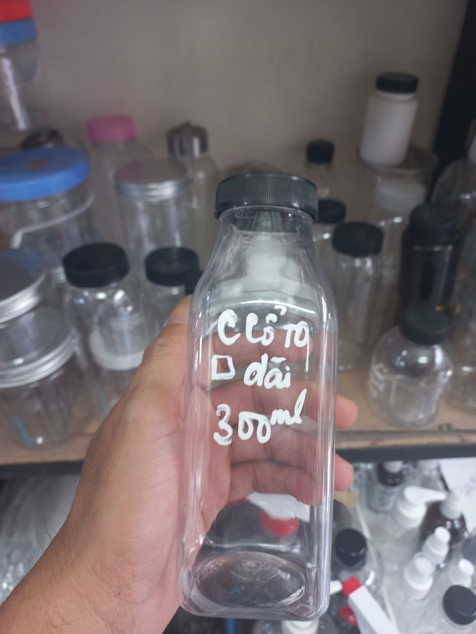 Chai nhựa PET 300ml cổ to đựng trà sữa , chè dưỡng nhan ...