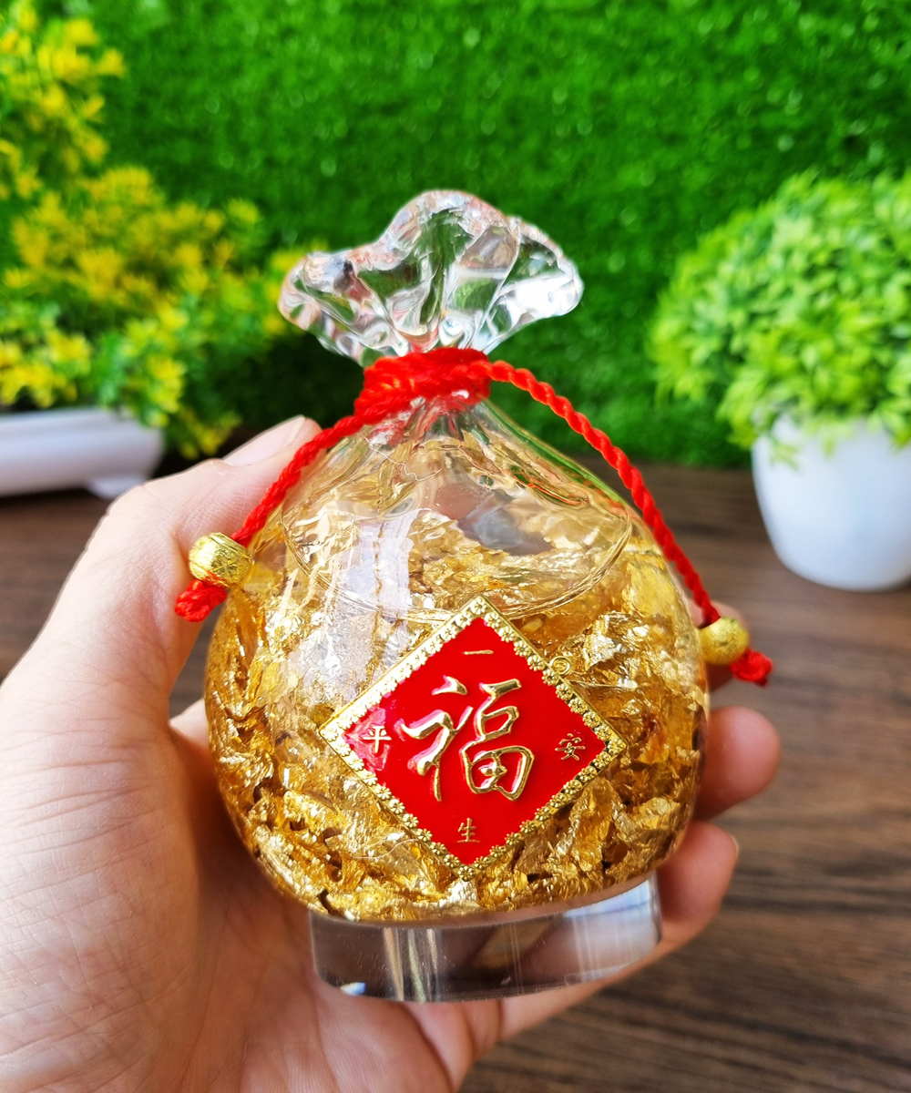 Túi vàng lá loại đế thủy tinh Thần Tài phong thủy