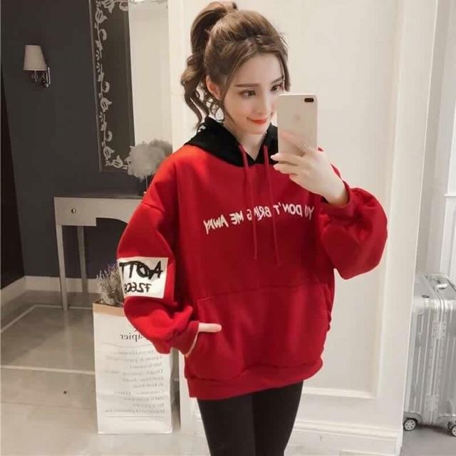 Áo hoodie nữ phối nón khác màu áo