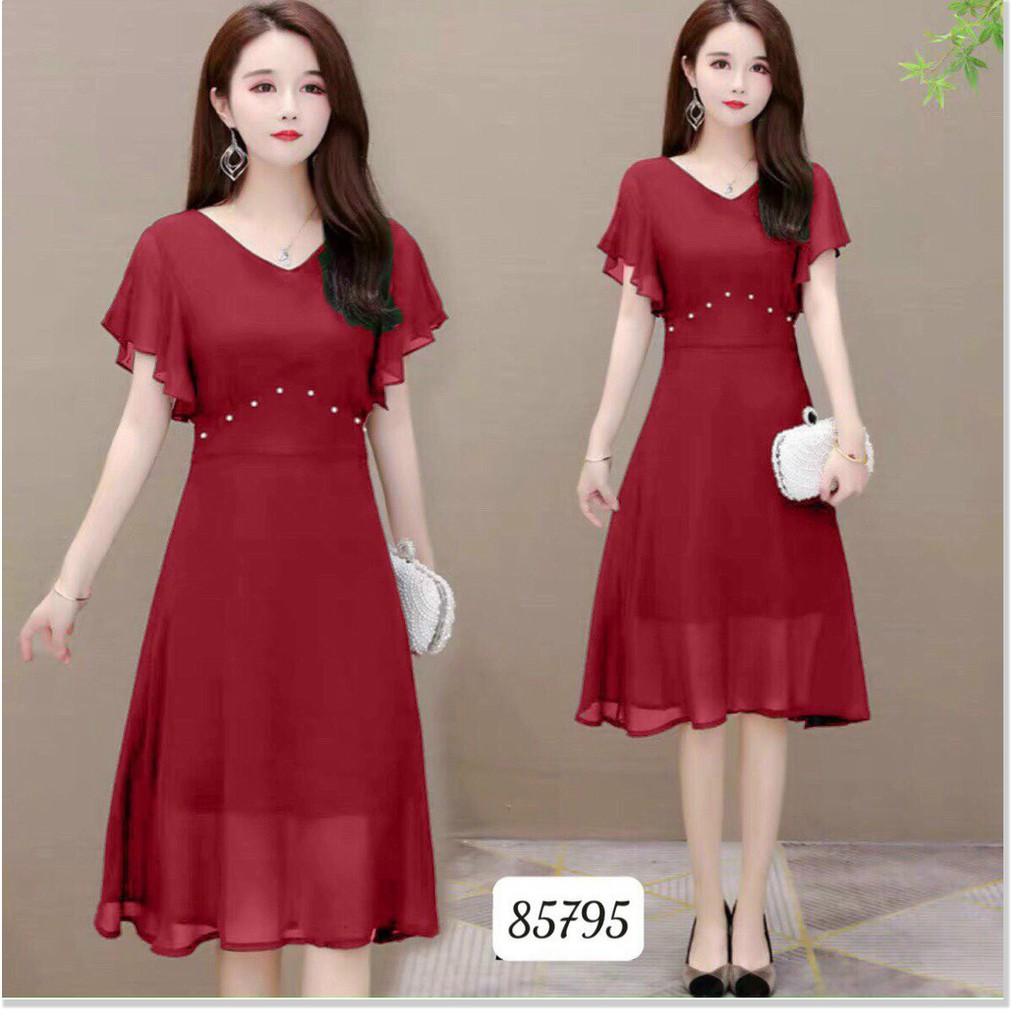 ĐẦM VOAN Y ĐƯỢC THIẾT KẾ HỌA TIẾT TRƠN NHƯNG KHÔNG KÉM PHẦN SANG TRỌNG,ĐĂC BIỆT ĐƯỢC LÀM BẰNG CHẤT LIỆU VÃI THOÁNG MÁT