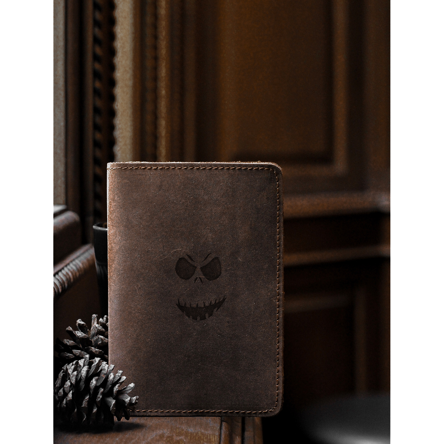 Passport Cover Bao Da Hộ Chiếu Da Sáp Khắc Hình Mặt JACK SKELLINGTON FACE (BROWN)