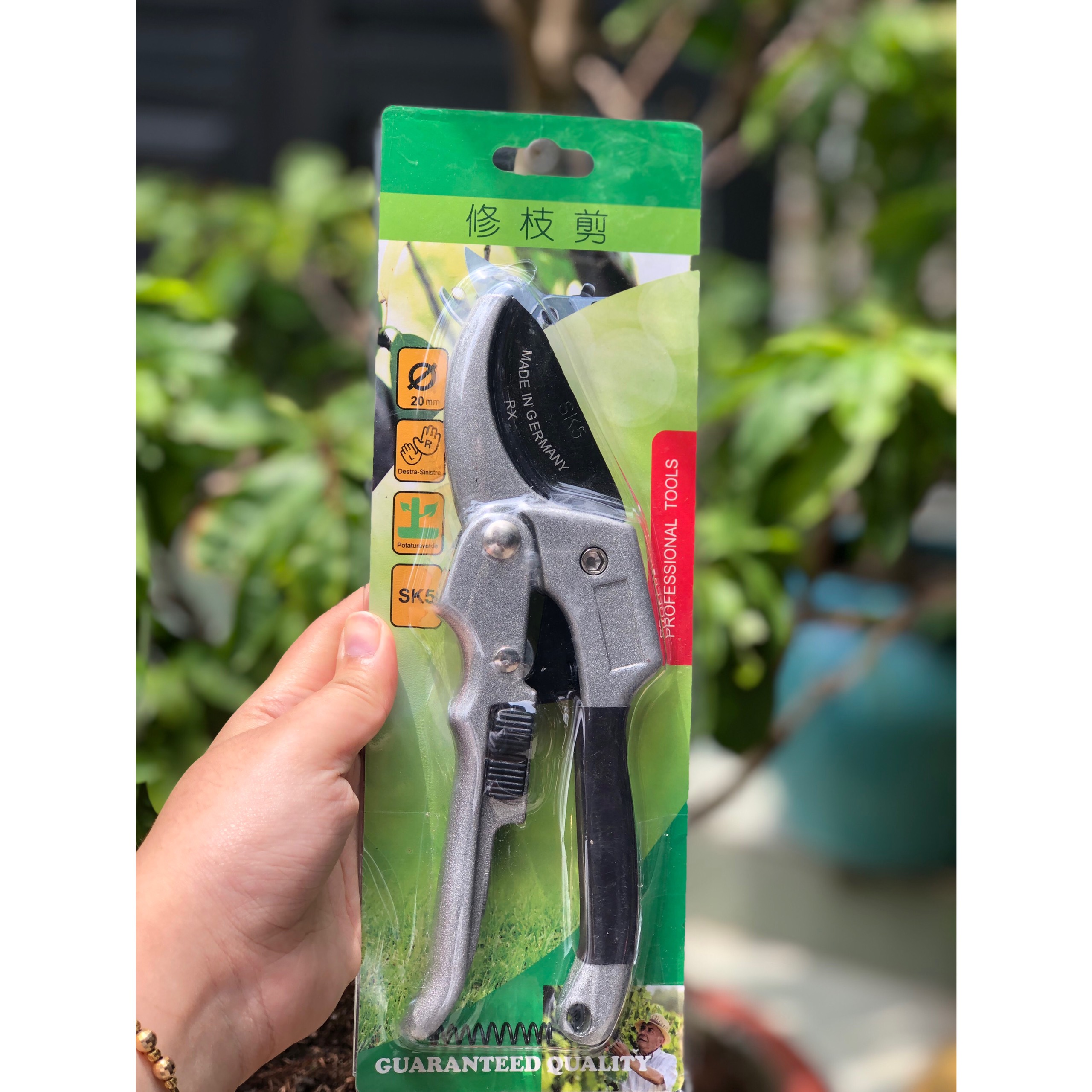Kéo cộng lực cắt cành chiết cành cao cấp SK-5 làm bằng thép SK-5